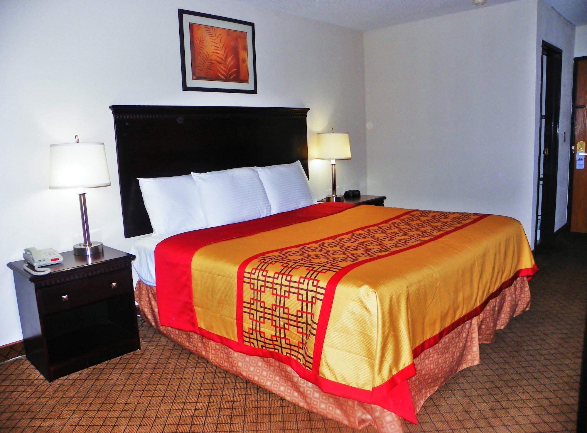 Royalton Inn & Suites 어퍼샌더스키 외부 사진