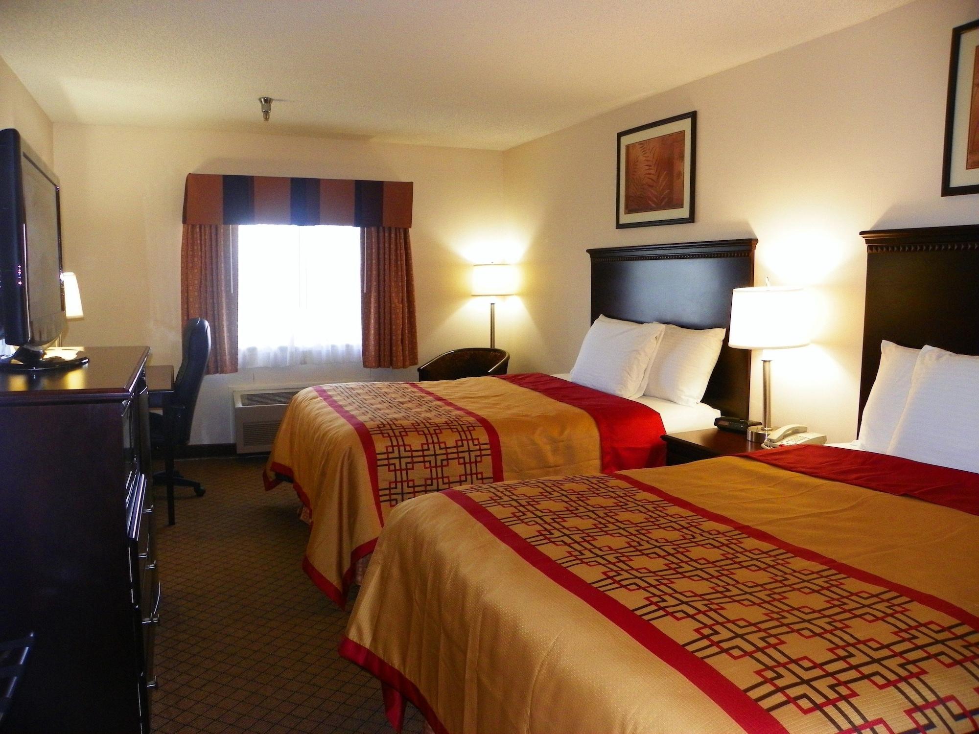 Royalton Inn & Suites 어퍼샌더스키 외부 사진