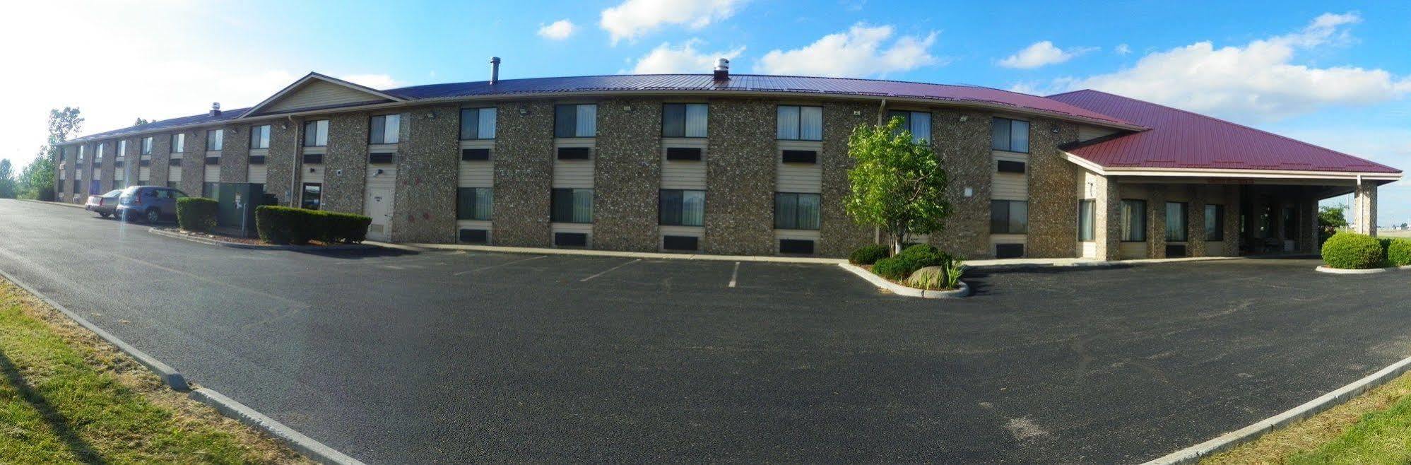 Royalton Inn & Suites 어퍼샌더스키 외부 사진